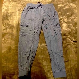 American Eagle Women’s Cargo Pants